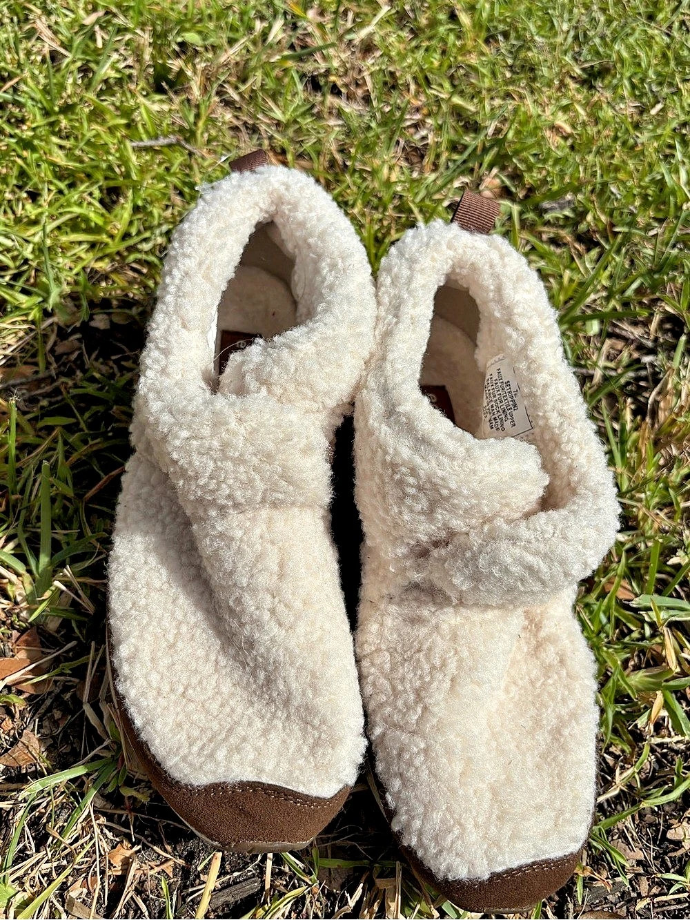 Easy Spirit Sherpa Ankle Boots in Cream & Brown US 7M